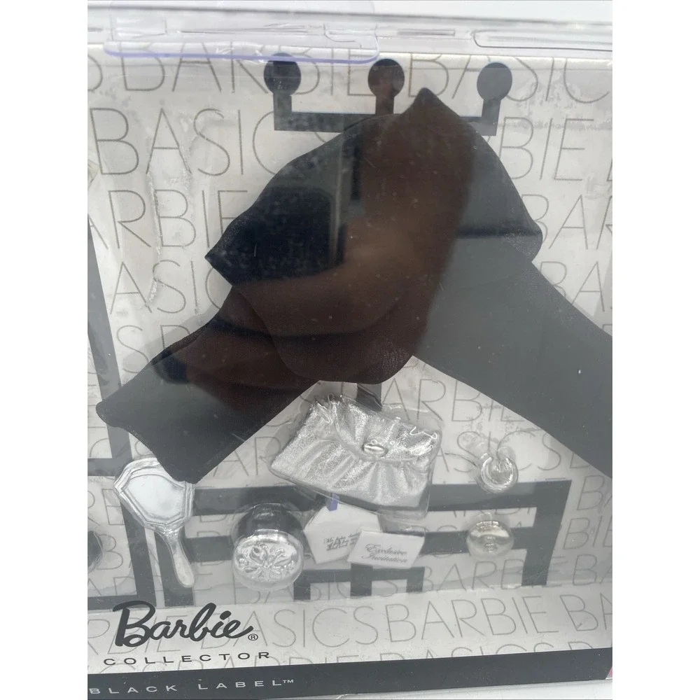 2009 Barbie Basics Accessory Pack Black Label Look No. 04 Collection 001-NRFB